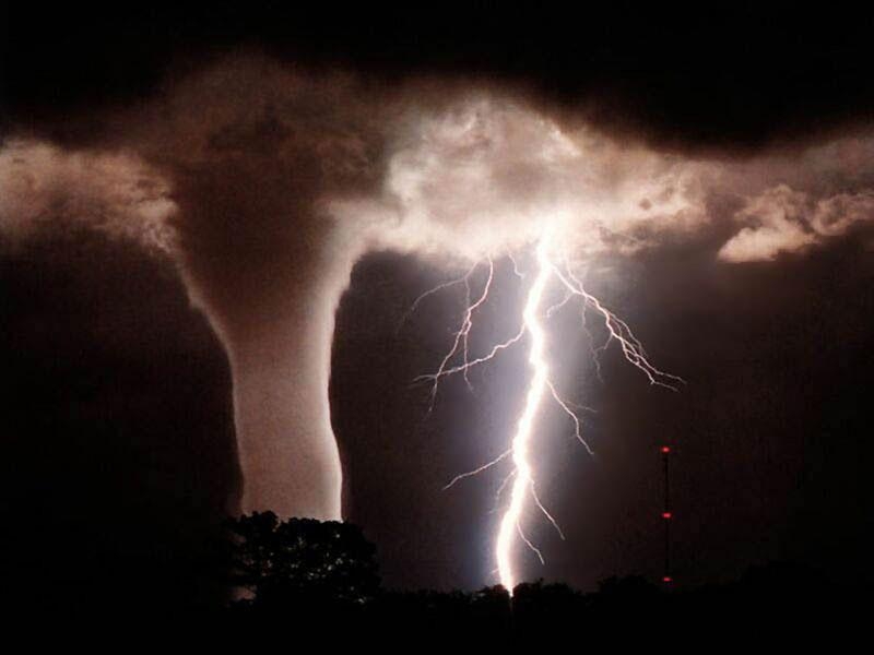 lightning-tornado.jpg