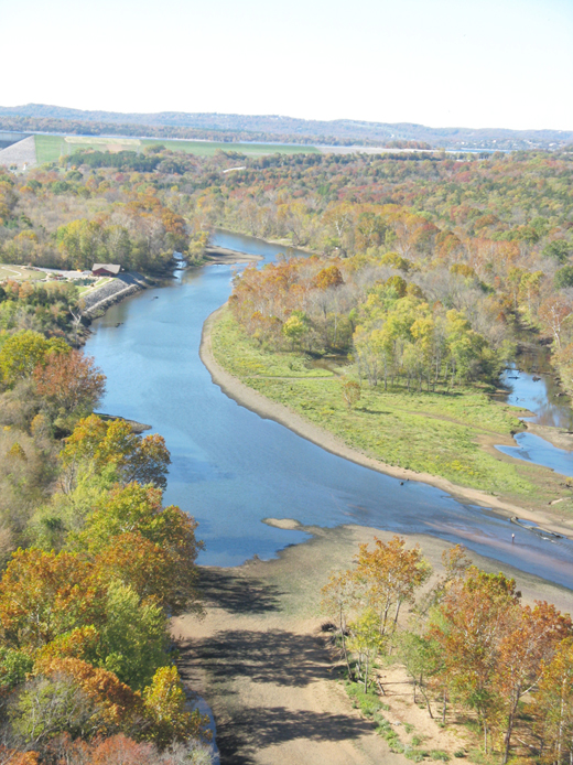 taneycomo-low-water-2011-f.jpg