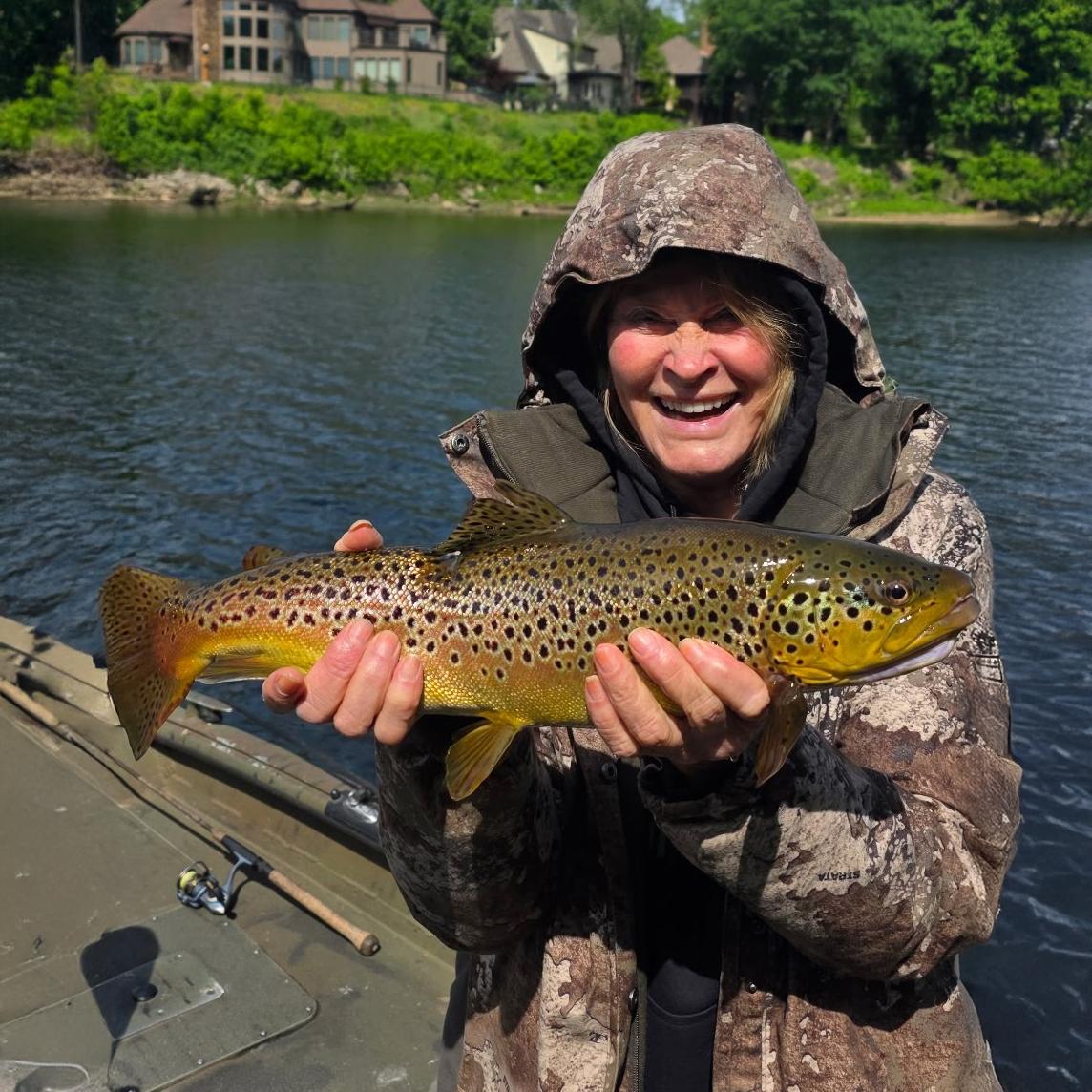 More information about "Lilley's Lake Taneycomo fishing report, May 1."